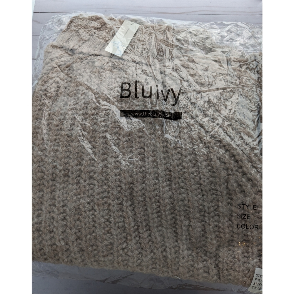 Bluivy • Turtleneck Sweater Dress - Picture 4 of 7